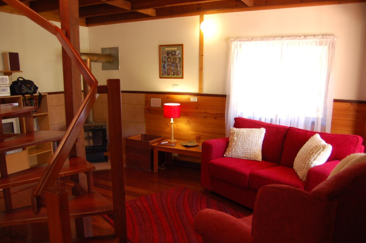 Beyonderup Falls Adult Retreat Нанъп Стая снимка
